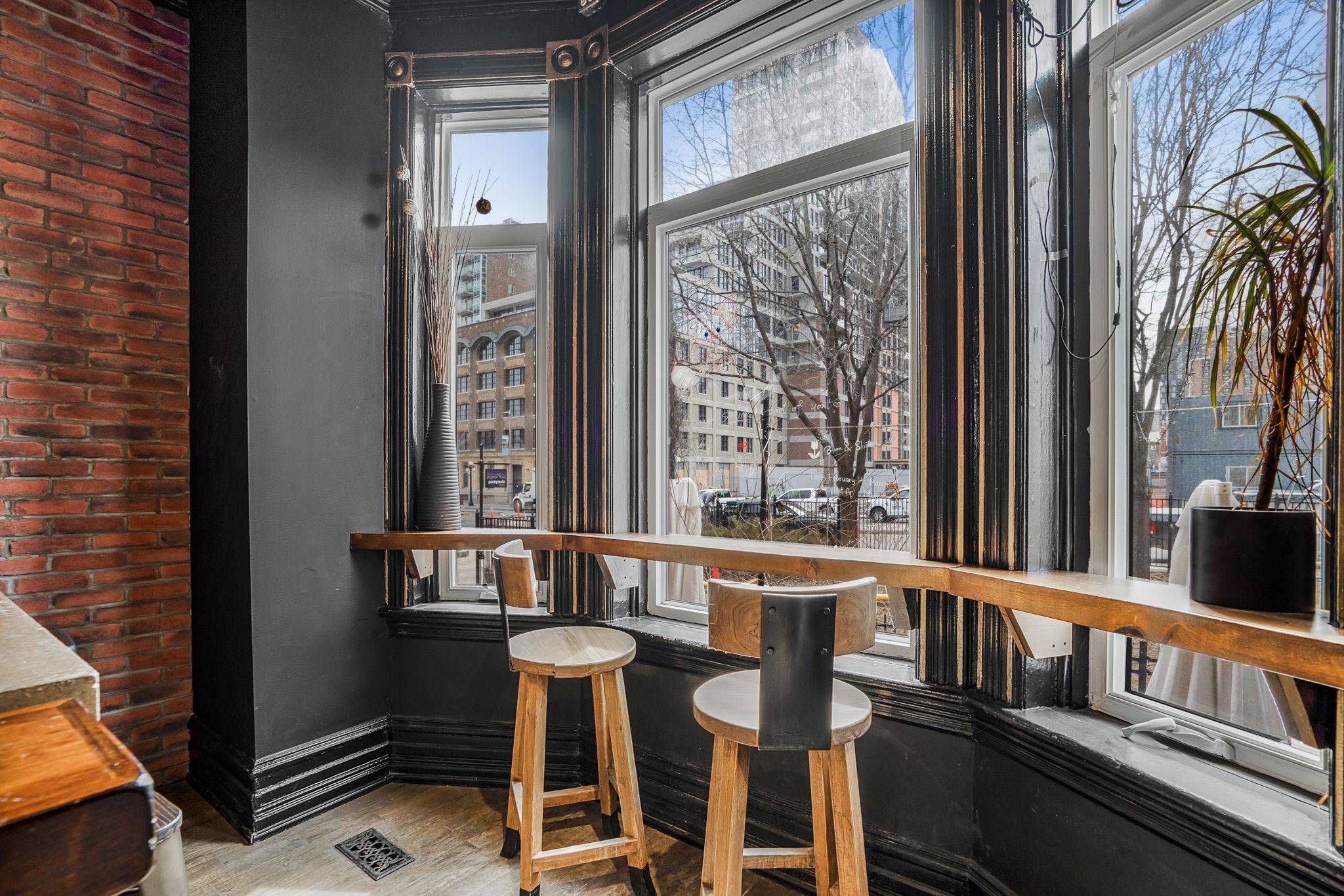 Lower Town - Sandy Hill, ON K1N 8Y3,111 YORK ST