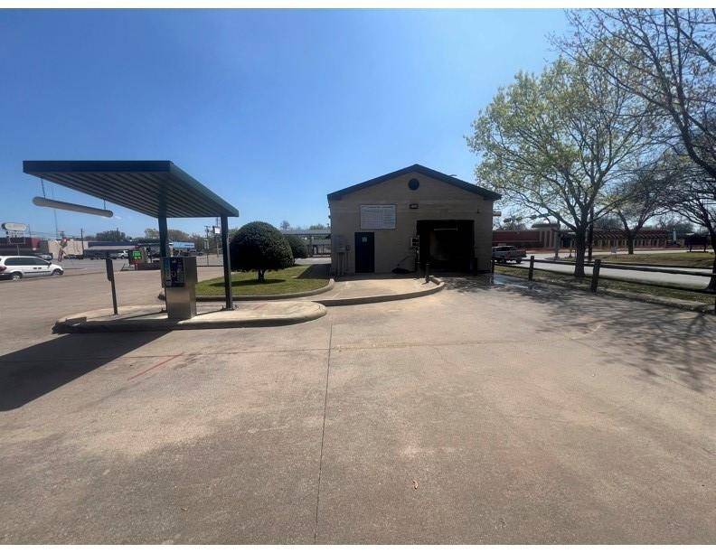 Ennis, TX 75119,410 W Ennis