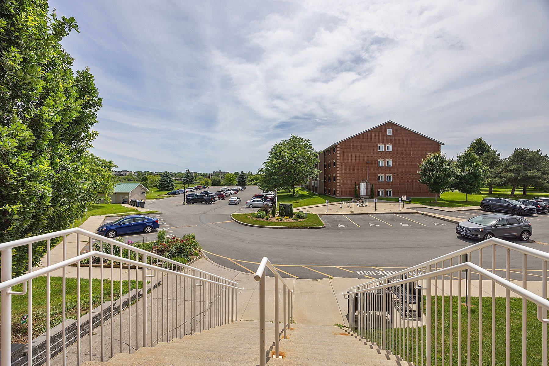 Kingston, ON K7M 8M3,580 ARMSTRONG RD #118
