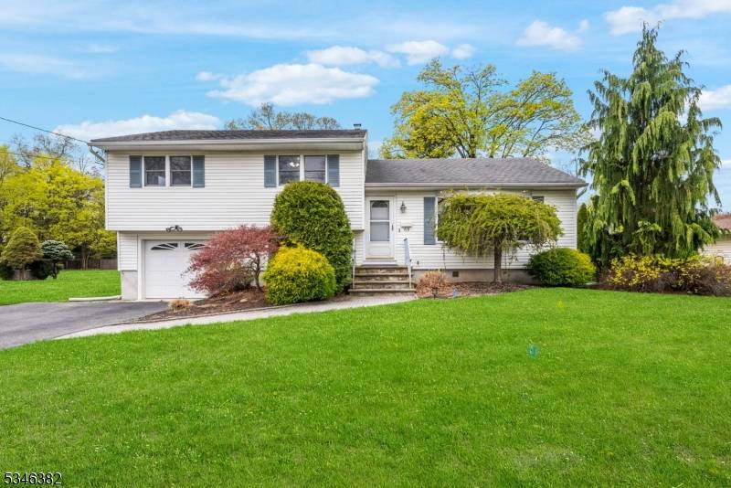 Wayne Twp., NJ 07470,69 Allen Dr