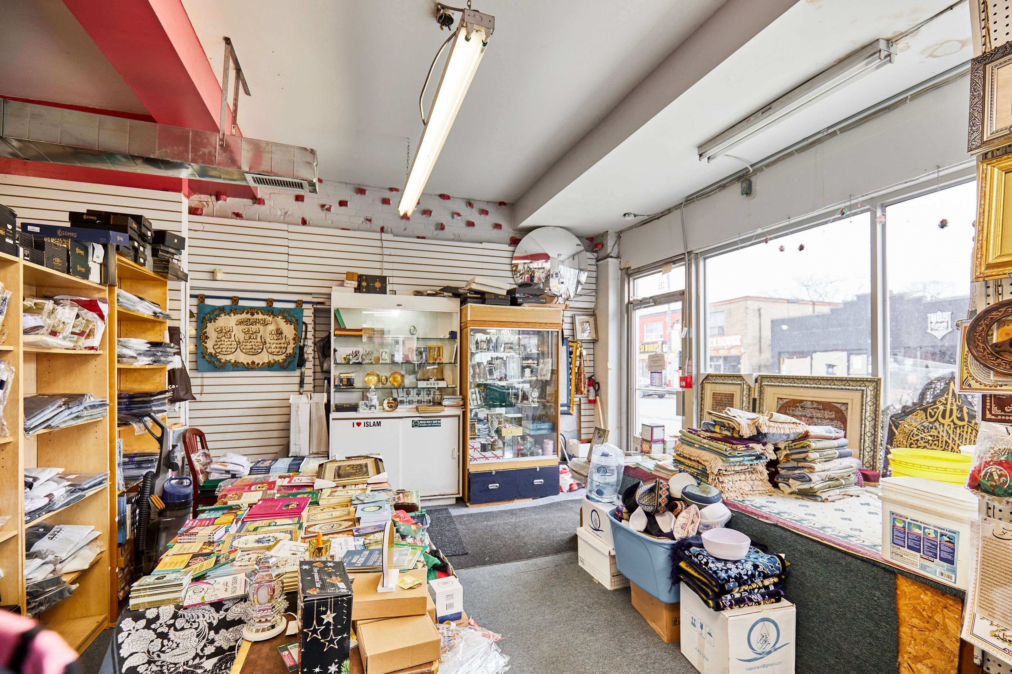 Toronto E01, ON M4L 2W7,280 Woodfield RD