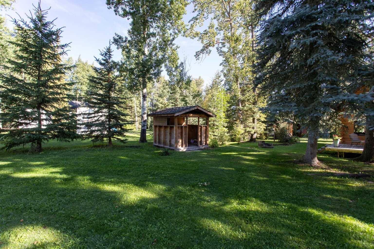 Gull Lake, AB T0C 0J0,68 Brownlows LNDG