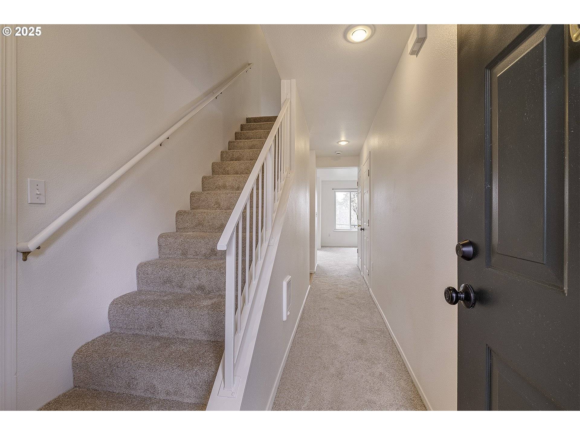 Tualatin, OR 97062,7197 SW SAGERT ST #103