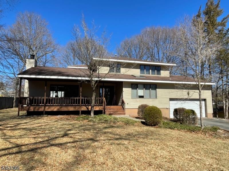 Roxbury Twp., NJ 07876,26 Unneberg Ave