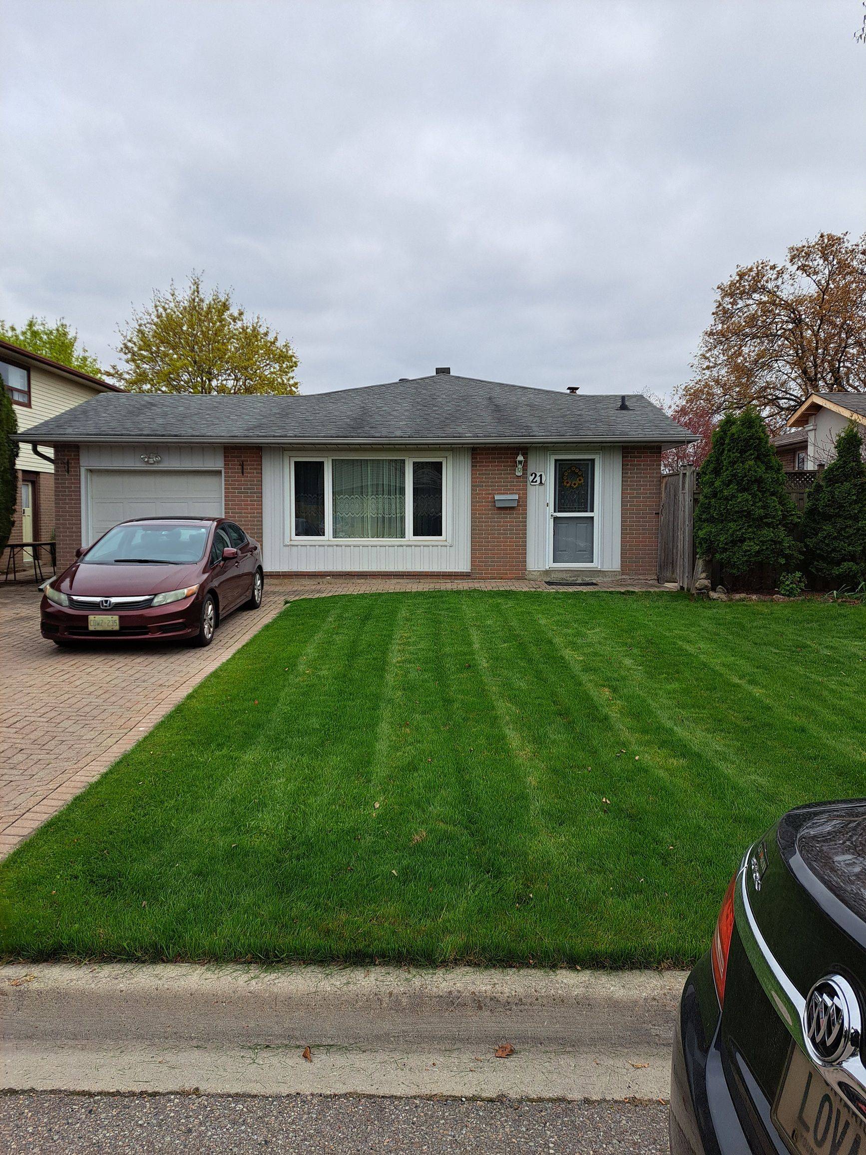 Brampton, ON L6W 1A8,21 Willis DR