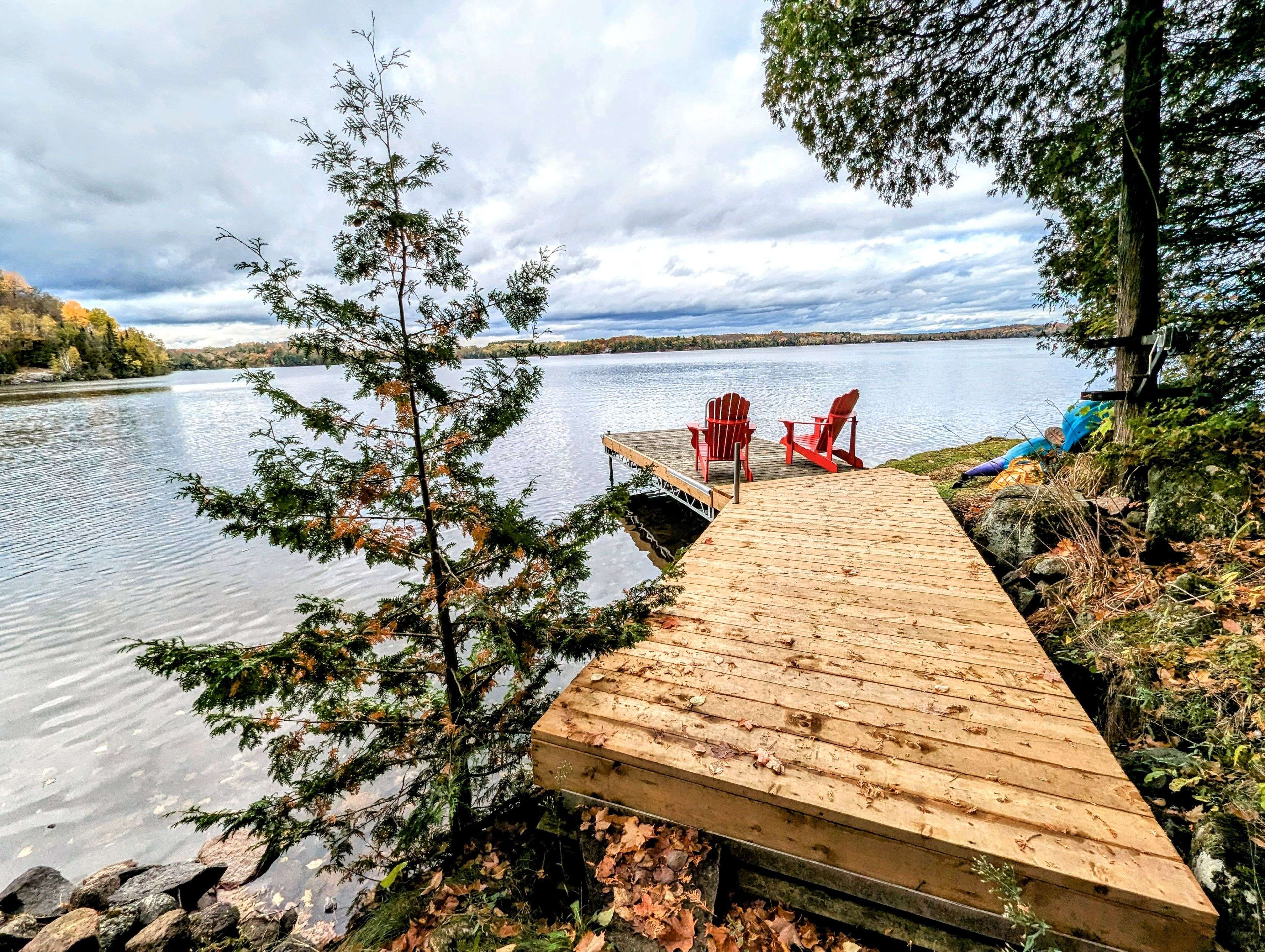 Wollaston, ON K0L 1P0,400B Gilbert Bay LN