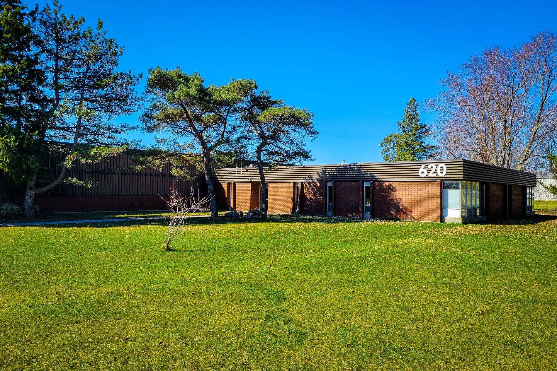 Norfolk, ON N3Y 4K2,620 Ireland RD