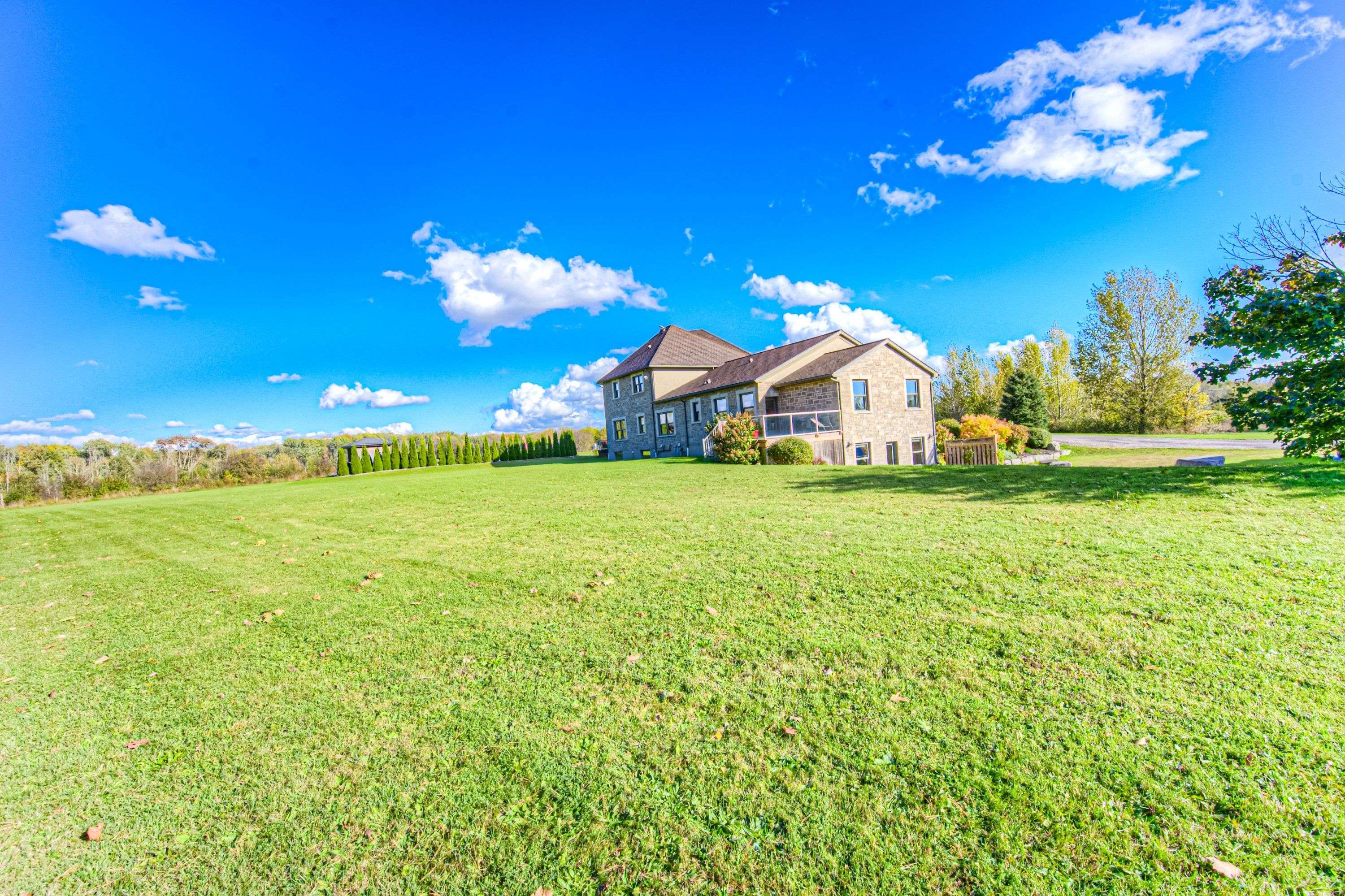 Out Of Area, ON N0B 1M0,1098 Wurster PL S