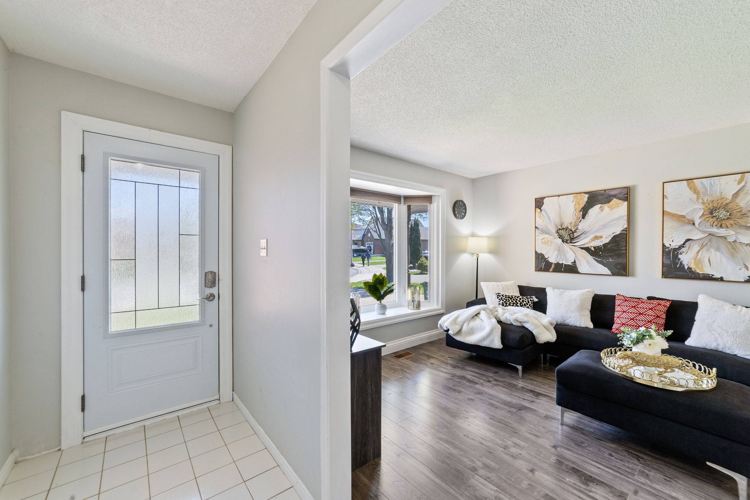 Hamilton, ON L8W 3V2,741 Acadia DR