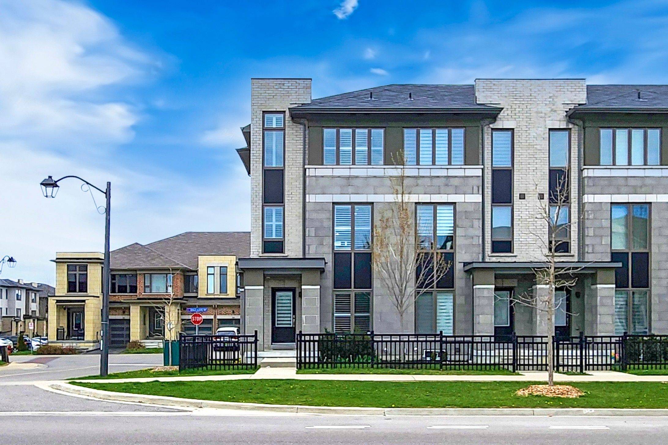 Whitby, ON L1R 0C8,53 Donald Fleming WAY