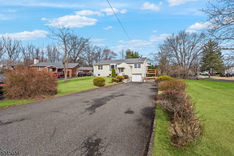 Bridgewater Twp., NJ 08807,304 Lilac Ct