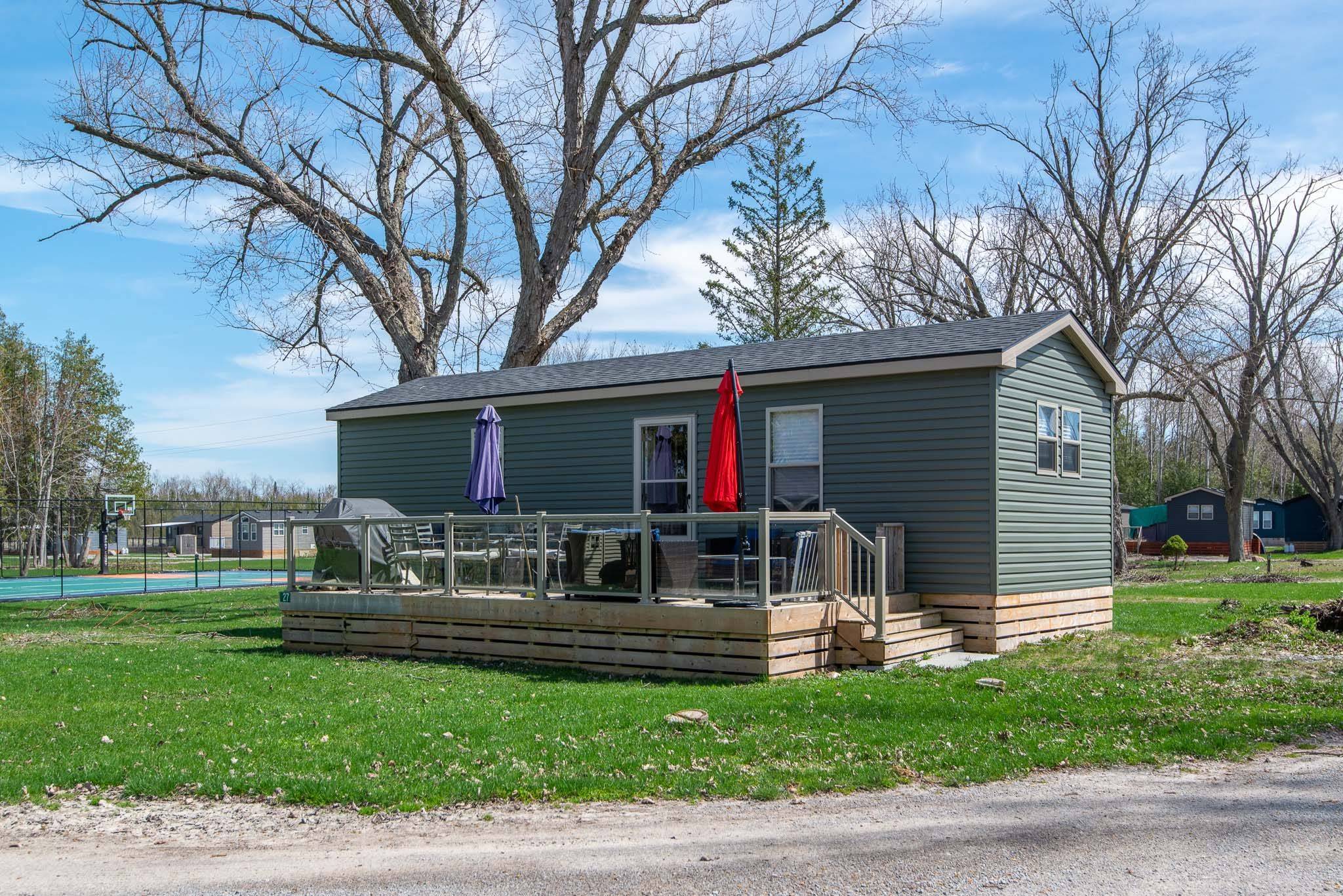 Kawartha Lakes, ON K9V 4R1,657 Thunder Bridge RD #27