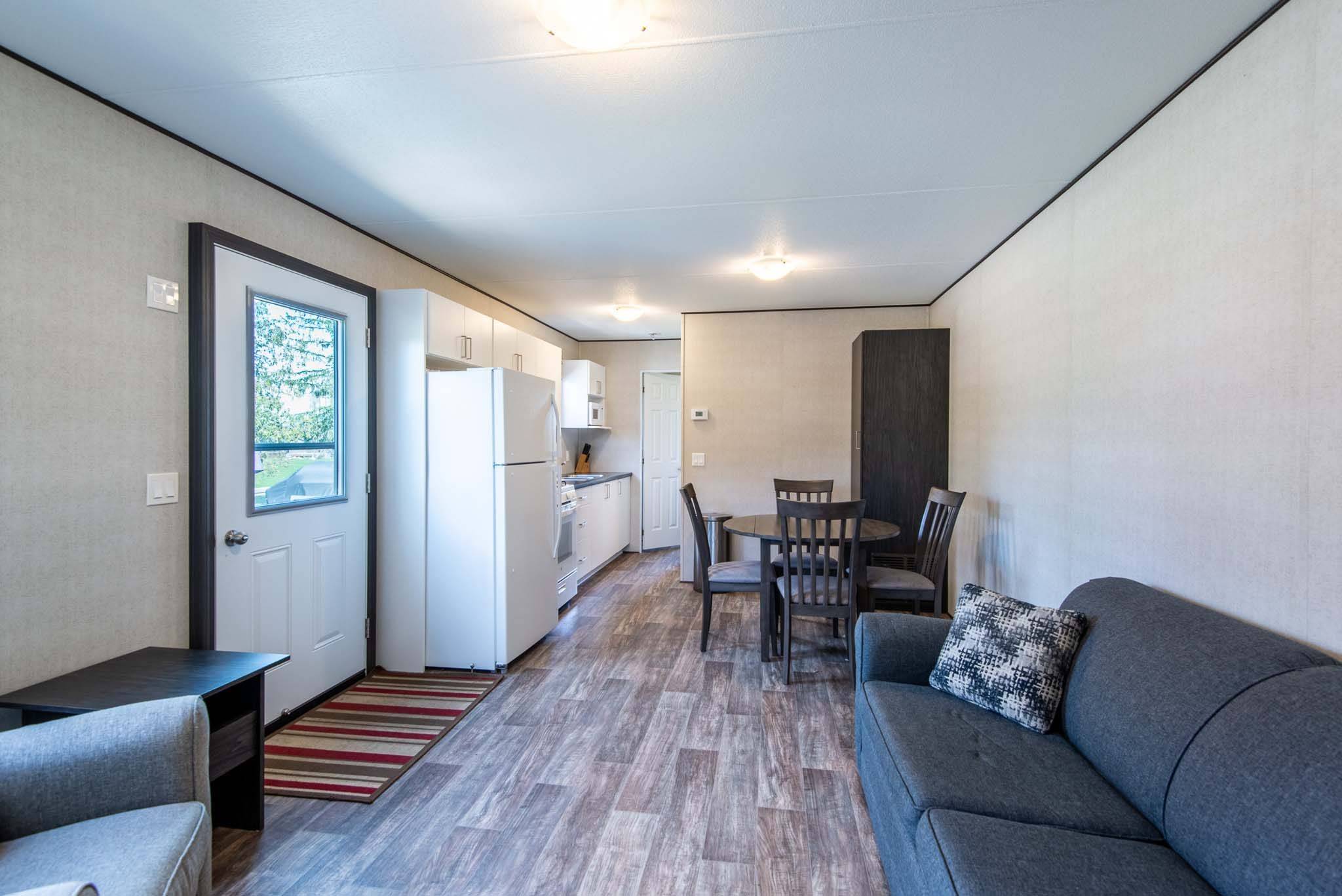 Kawartha Lakes, ON K9V 4R1,657 Thunder Bridge RD #27