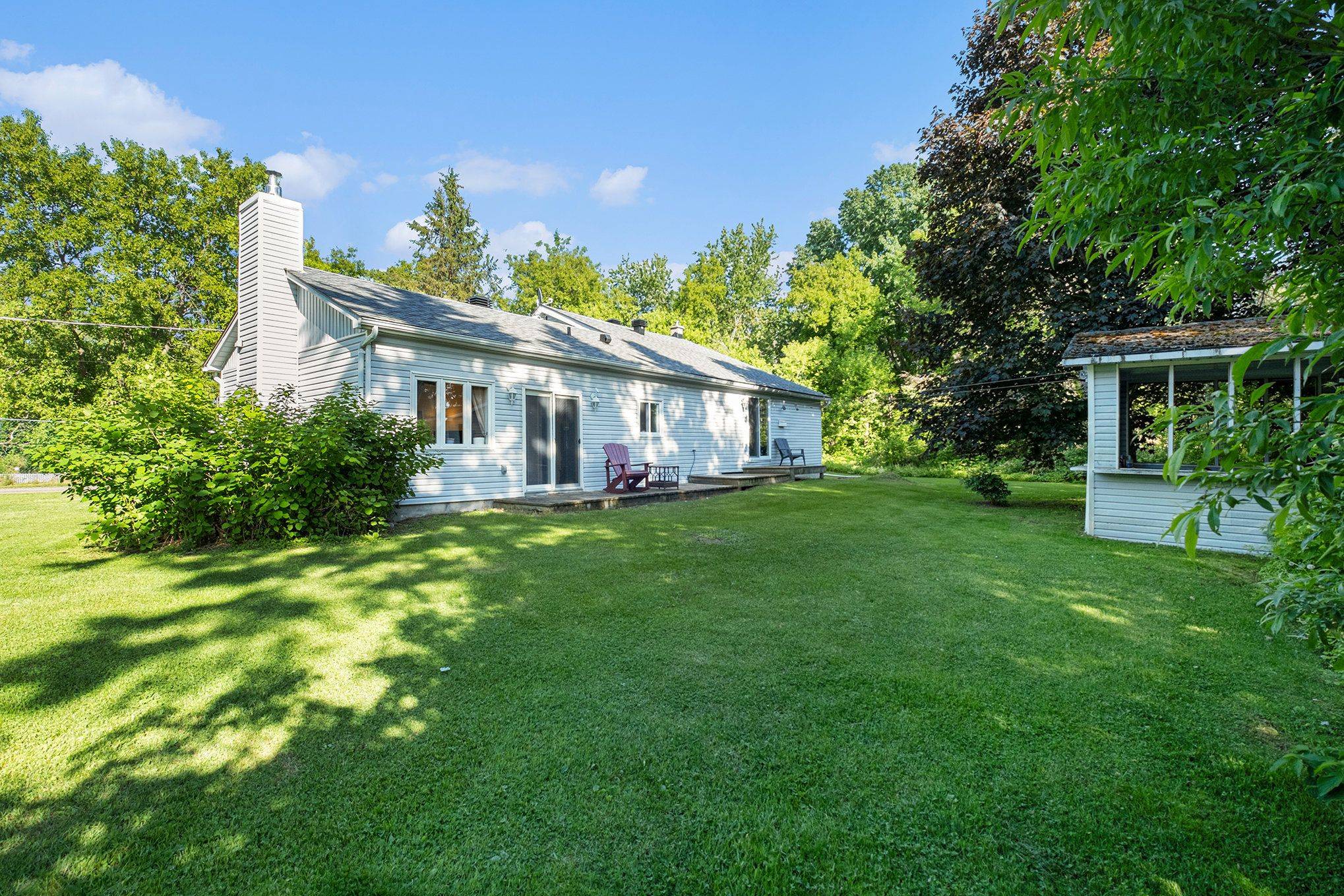 Clarence-rockland, ON K0A 1E0,3383 CHAMPLAIN ST