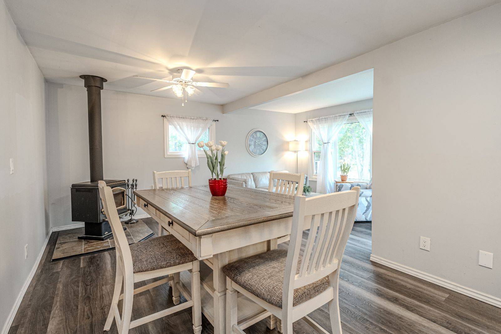 Kawartha Lakes, ON K0M 1B0,15 Duncan DR