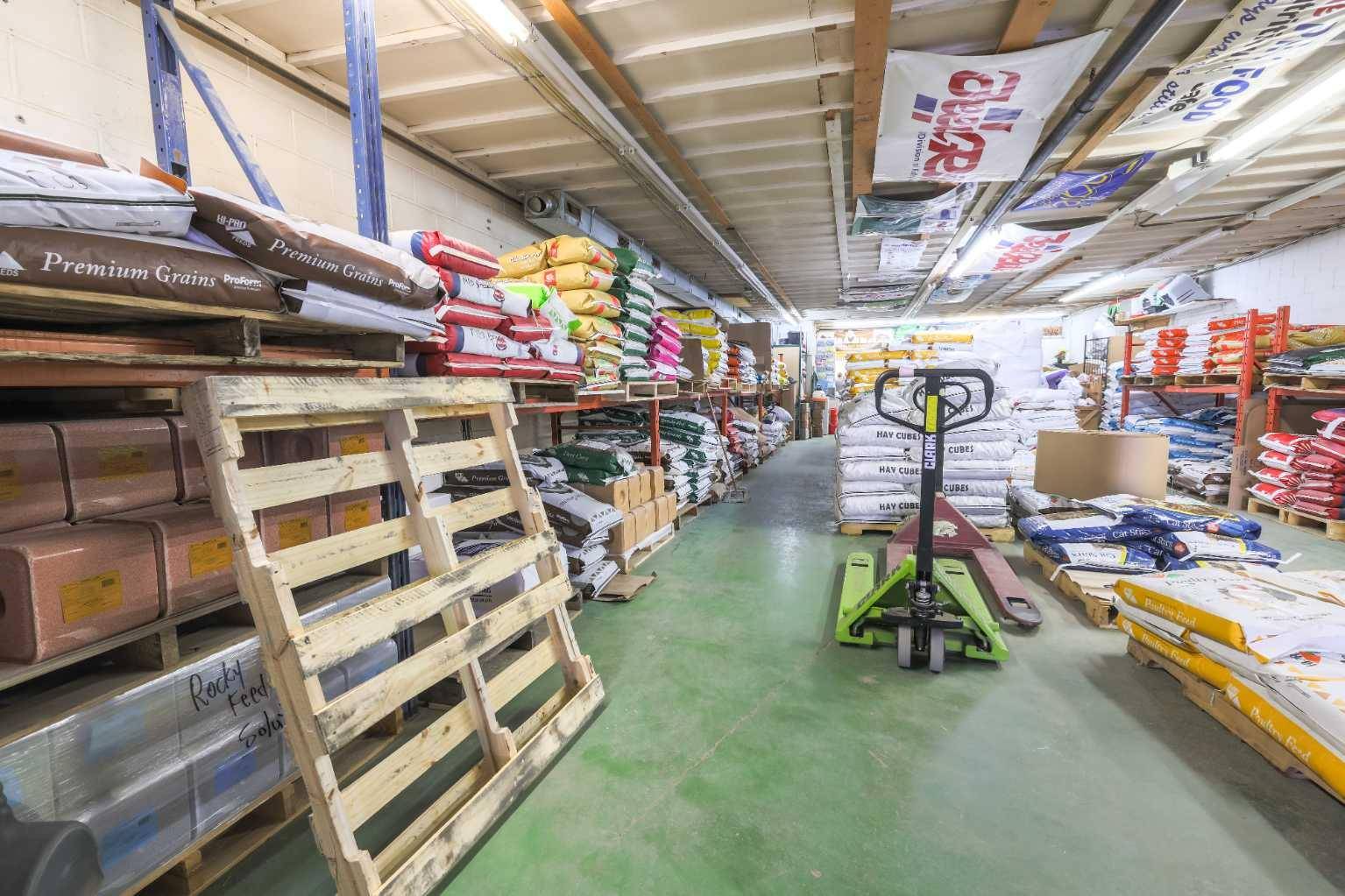Rocky Mountain House, AB T4T 1P9,4834 49 ST