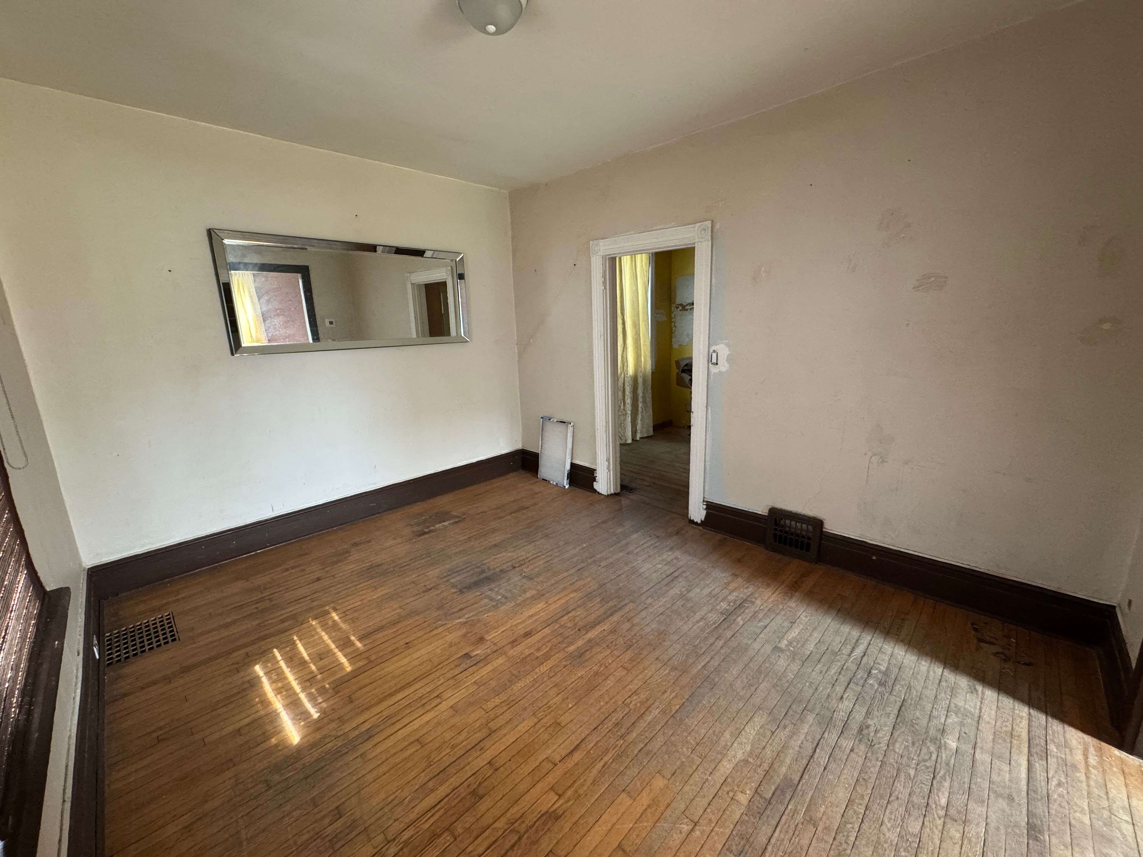 Owen Sound, ON N4K 4P6,966 3rd AVE W