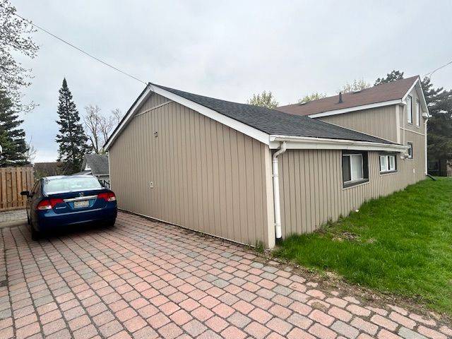 Belleville, ON K8P 3A2,95 GRIER ST
