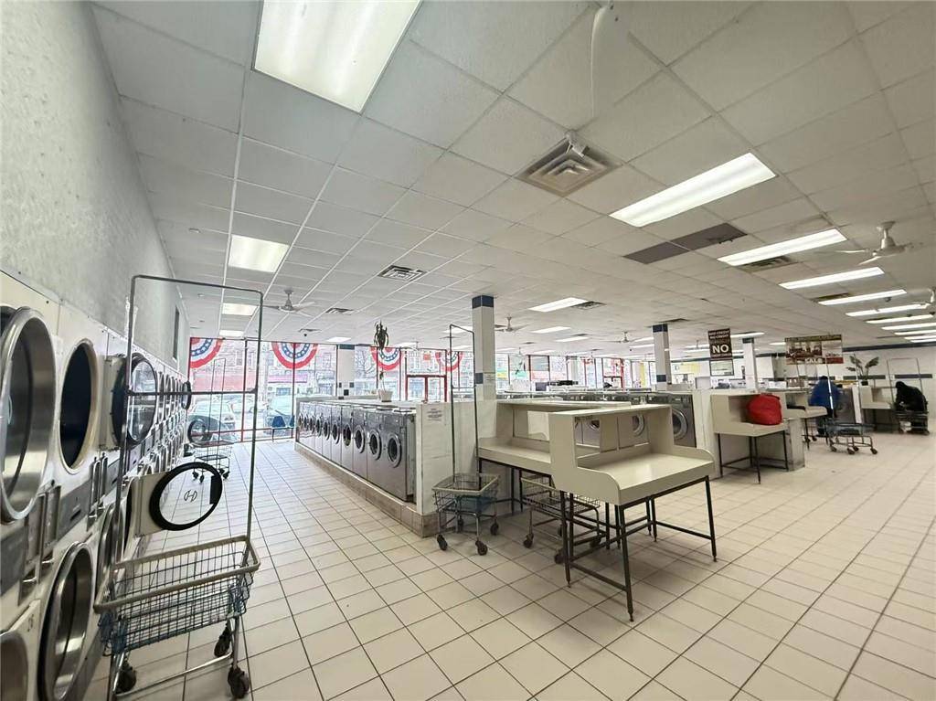 Brooklyn, NY 11207,446 New Lot AVE