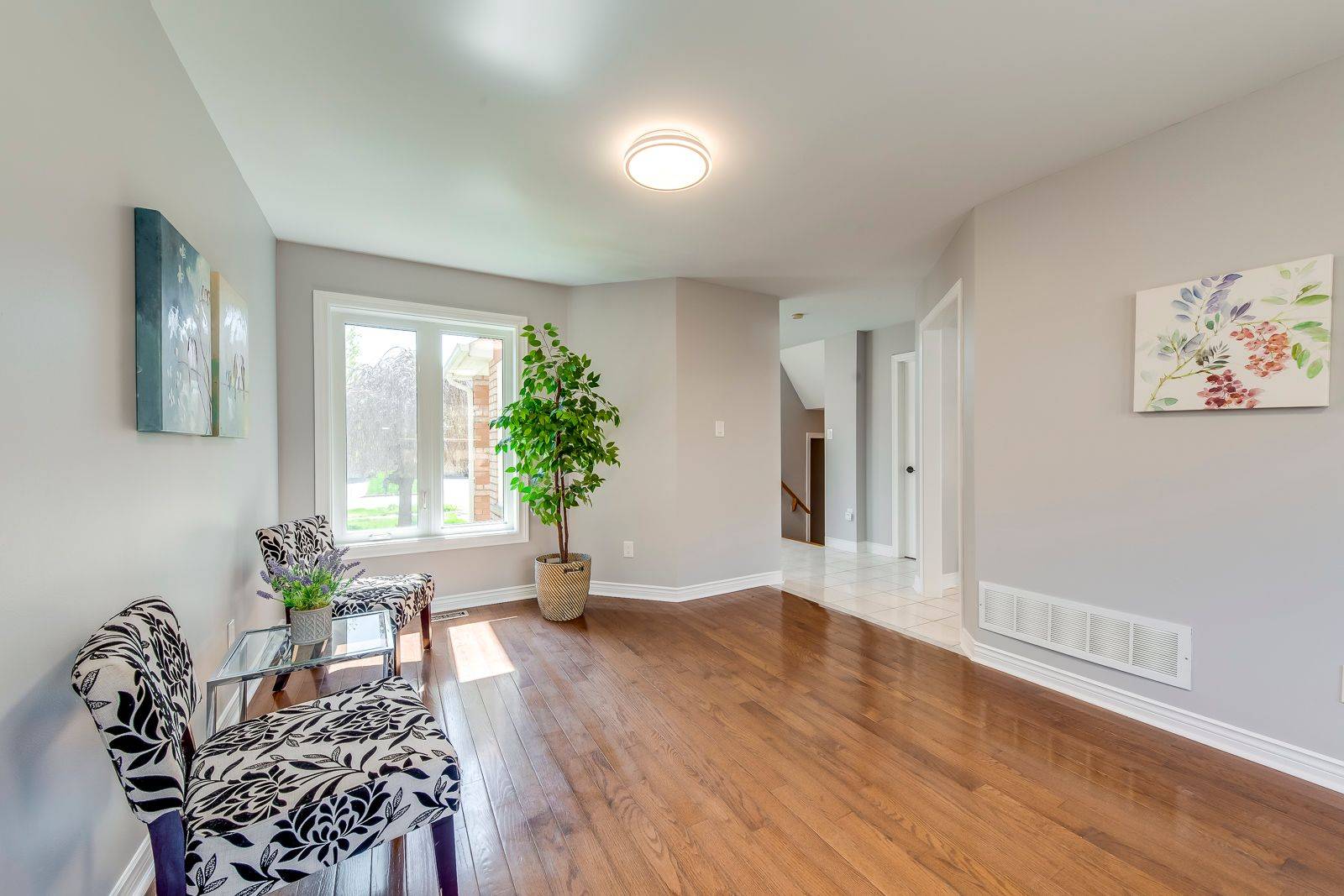 Mississauga, ON L5V 1Y8,5375 Fasdon CT
