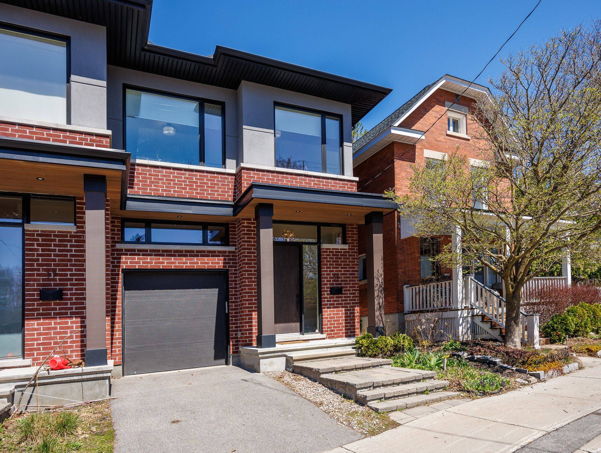 Glebe - Ottawa East And Area, ON K1S 2S6,35 Newton ST
