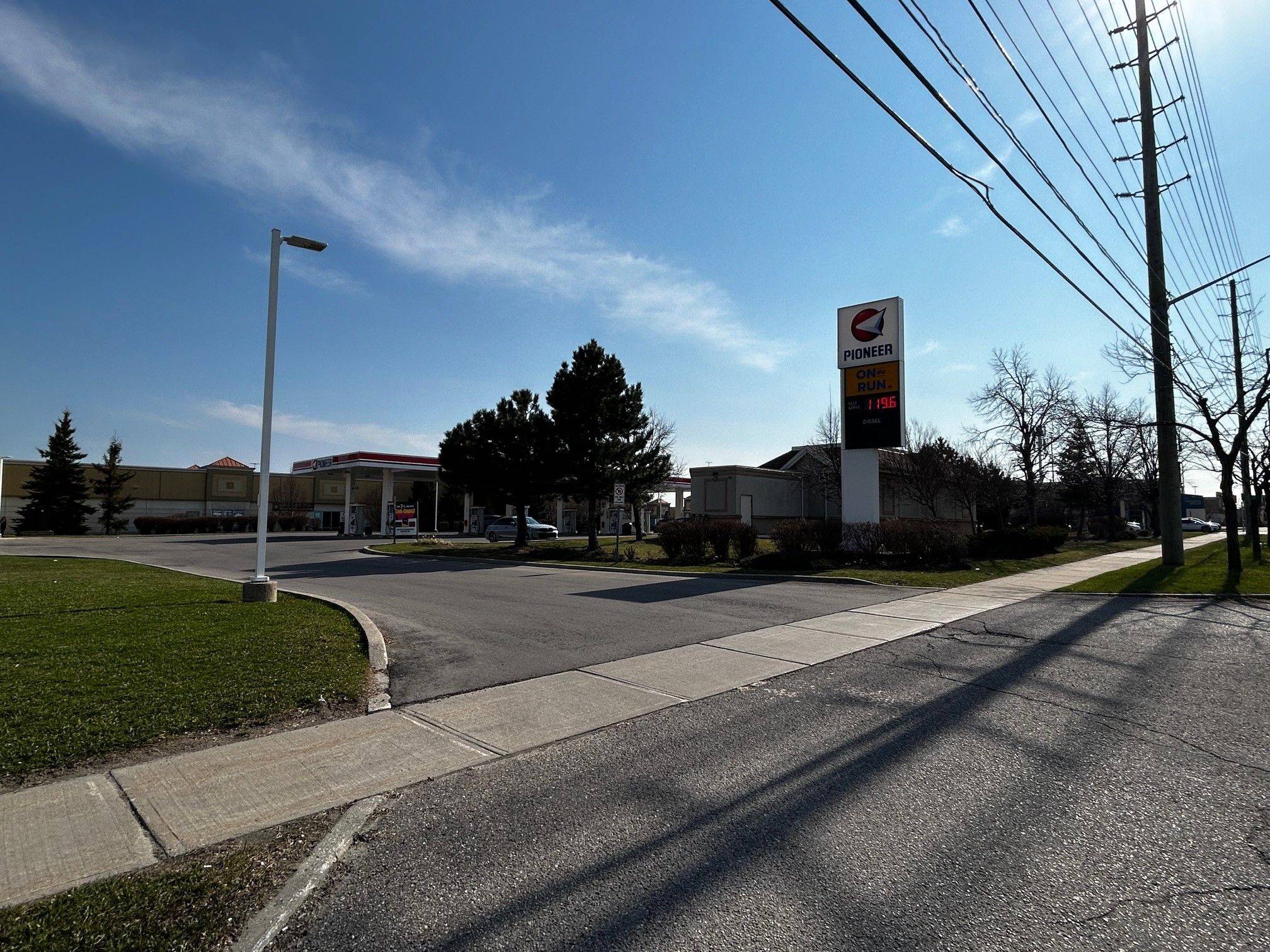 Vaughan, ON L4K 0A3,3191 Rutherford RD