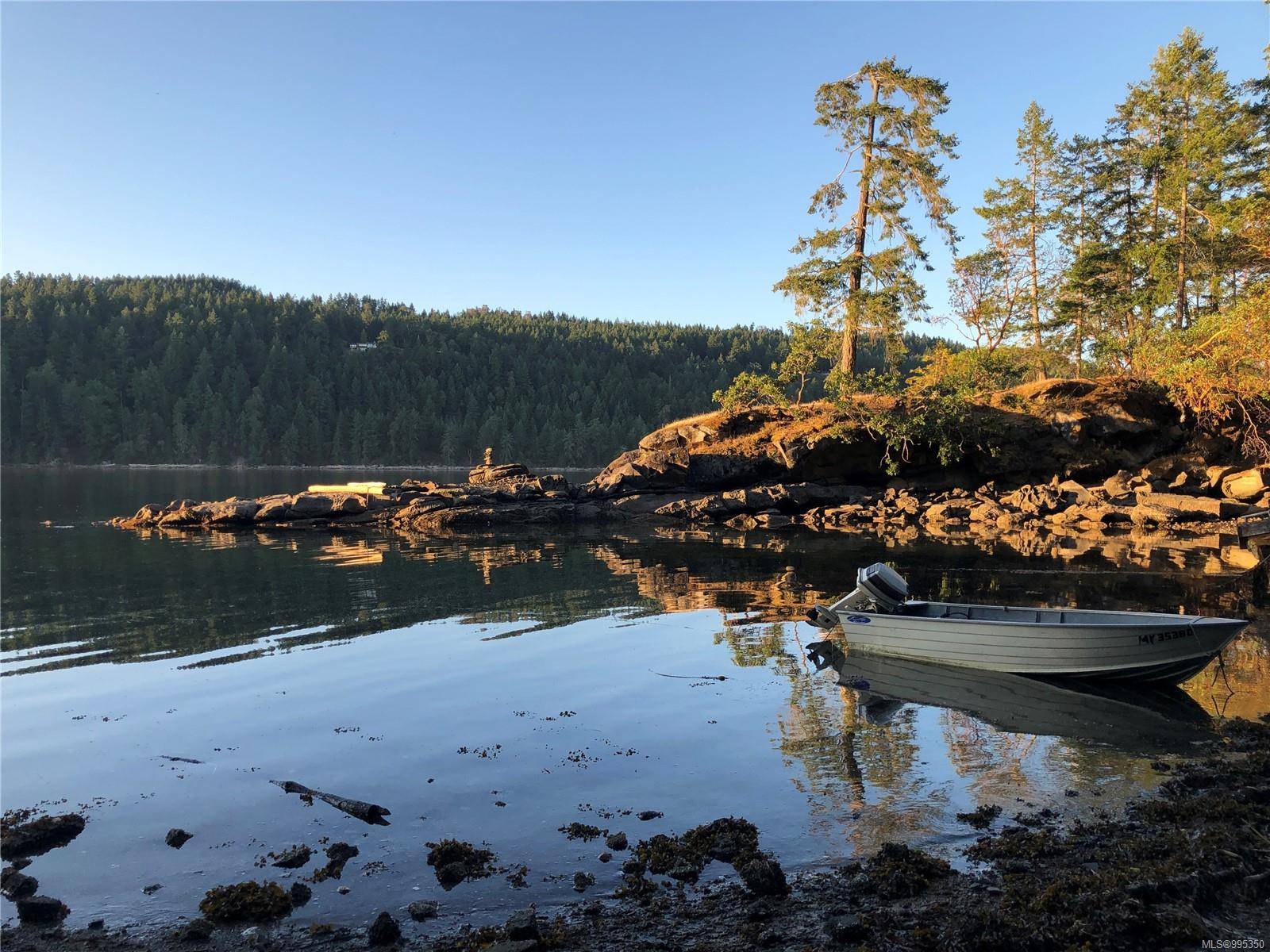 Mudge Island, BC V9S 1V1,194 Sockeye Dr