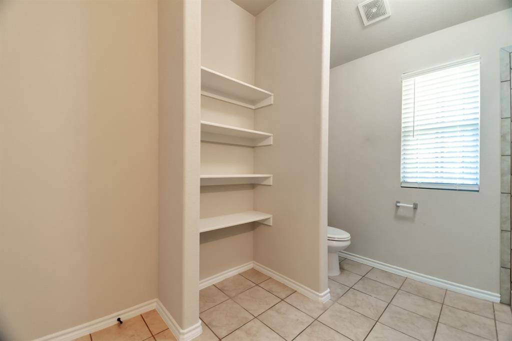 Fort Worth, TX 76107,5910 Bonnell Avenue