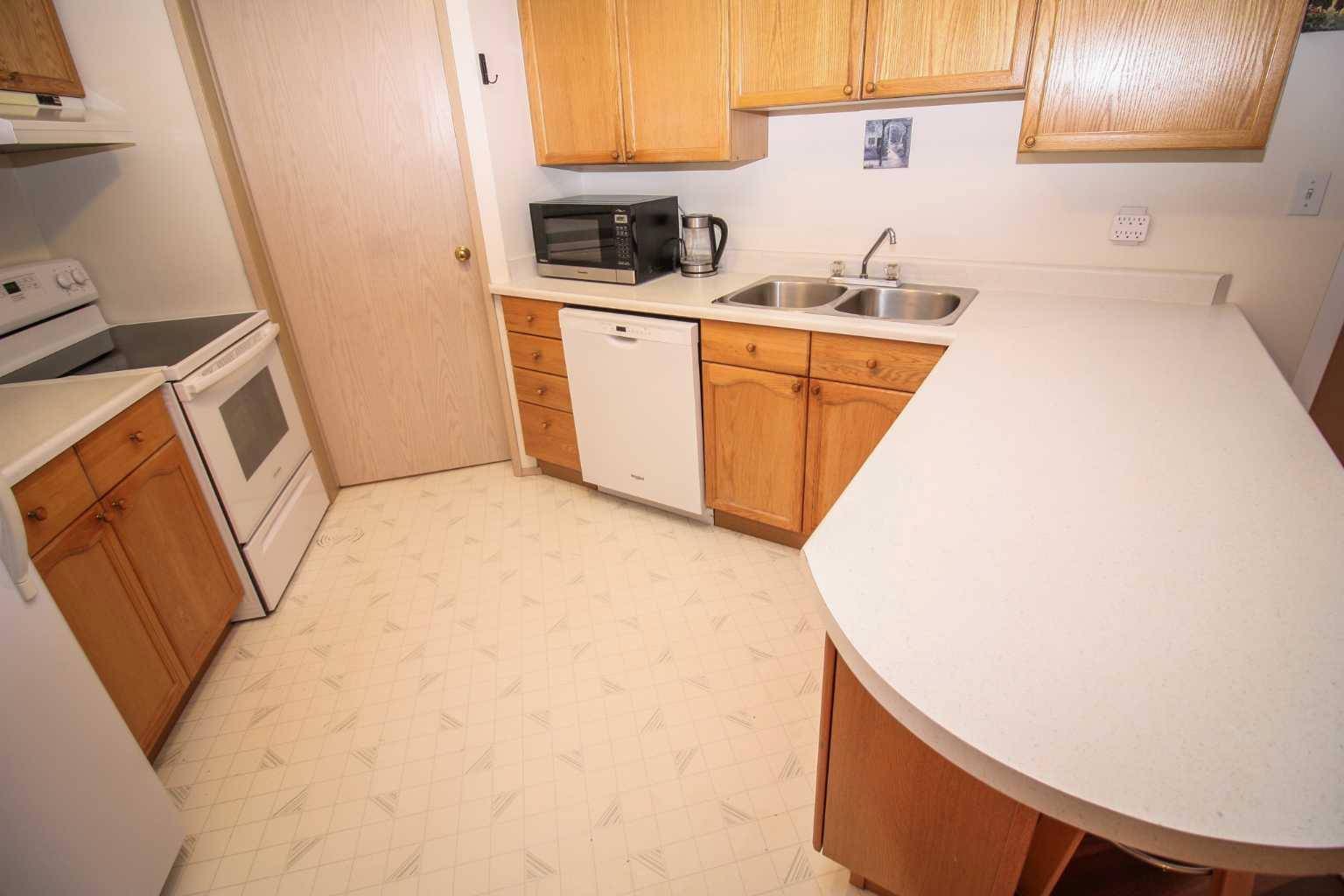Grande Prairie, AB T8V 6Z7,9700 92 Avenue #306