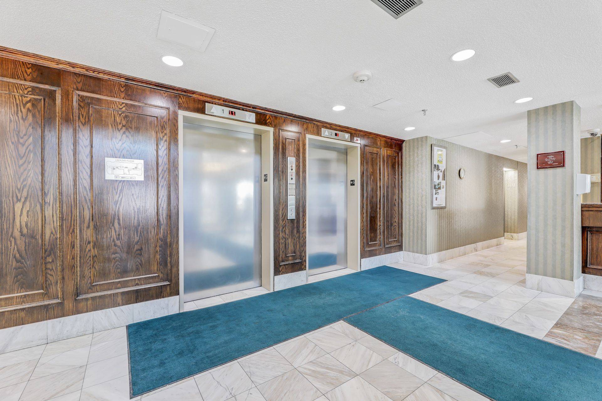 Brampton, ON L6Y 3V3,330 Mill ST S #304