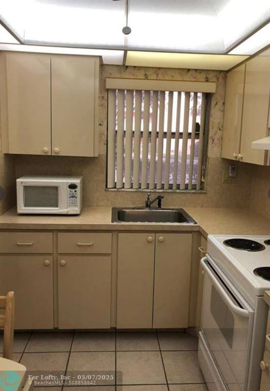 Sunrise, FL 33322,2731 N Pine Island Rd  #112