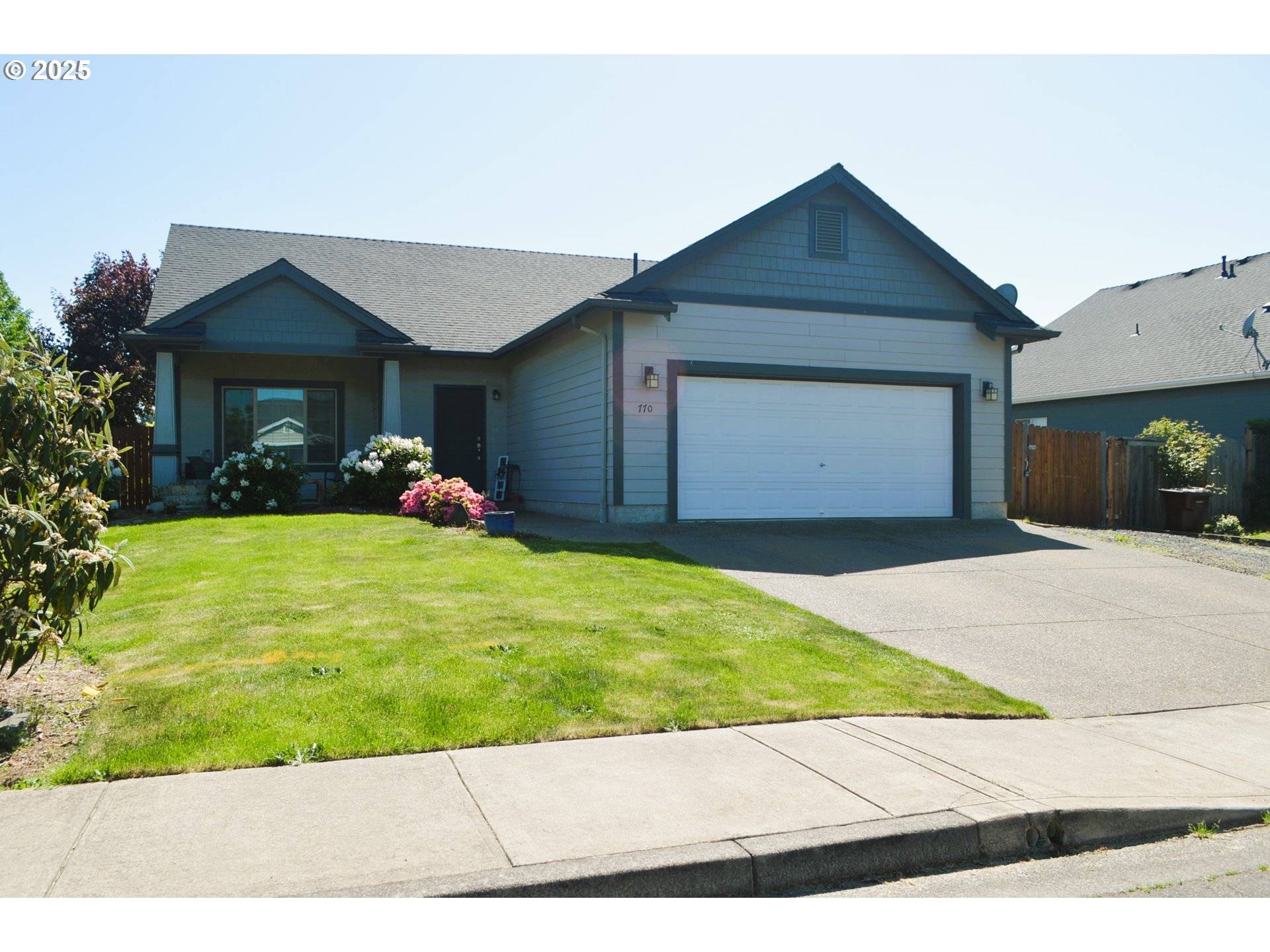 Molalla, OR 97038,770 MEADOWLAWN PL