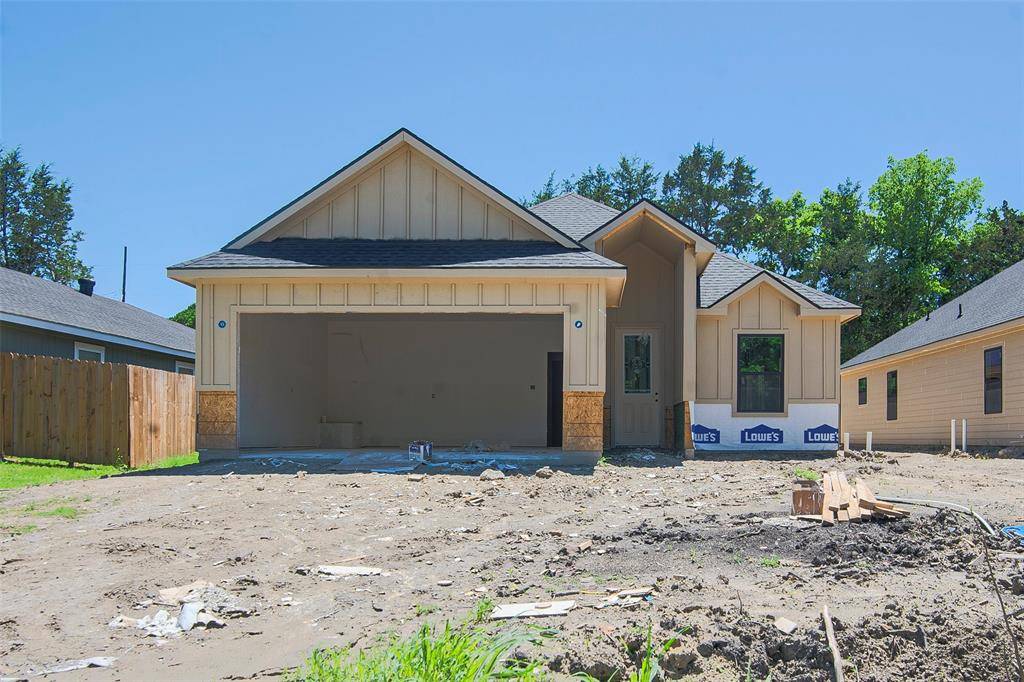 Whitewright, TX 75491,203 W Elm Street