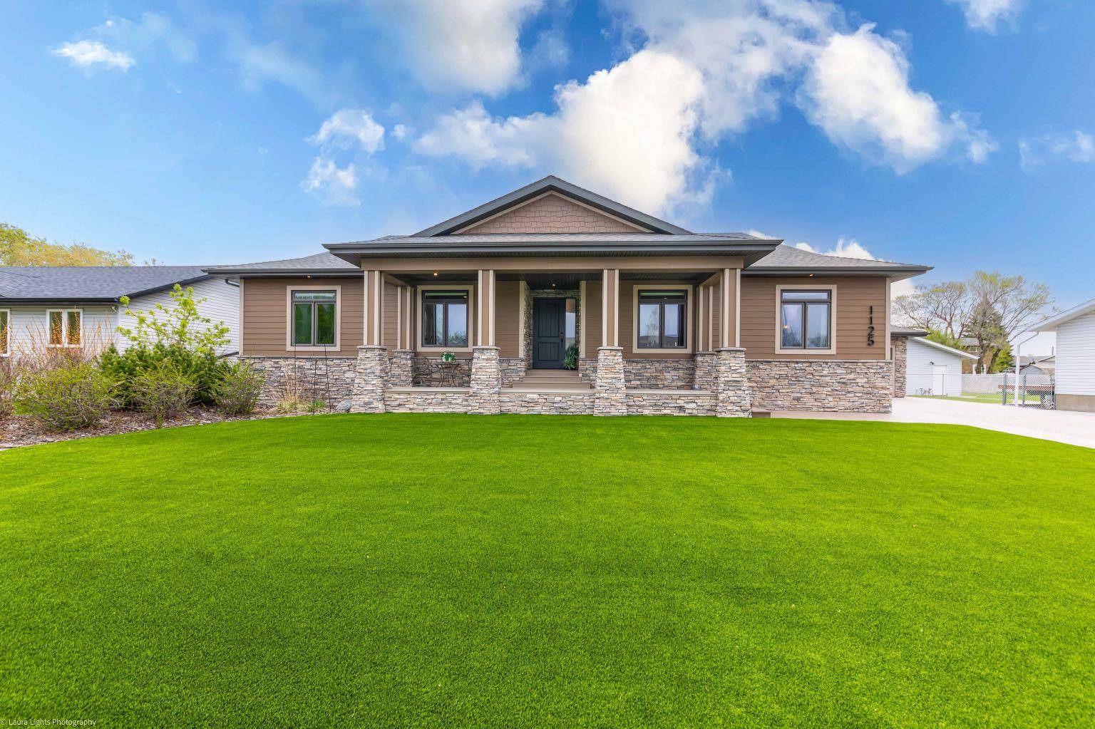 Wainwright, AB T9W 1E5,1125 16 ST