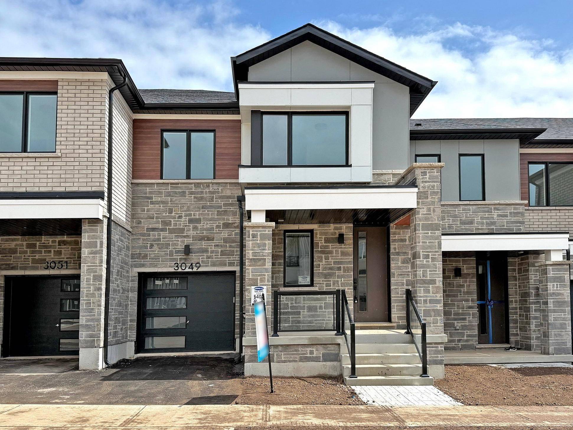 3049 Langdon RD, Oakville, ON L6H 7G1