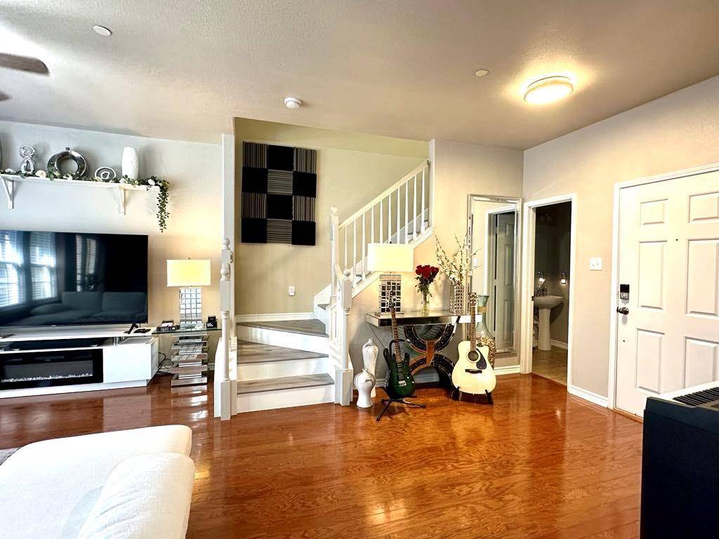 The Colony, TX 75056,5808 Stone Mountain Road