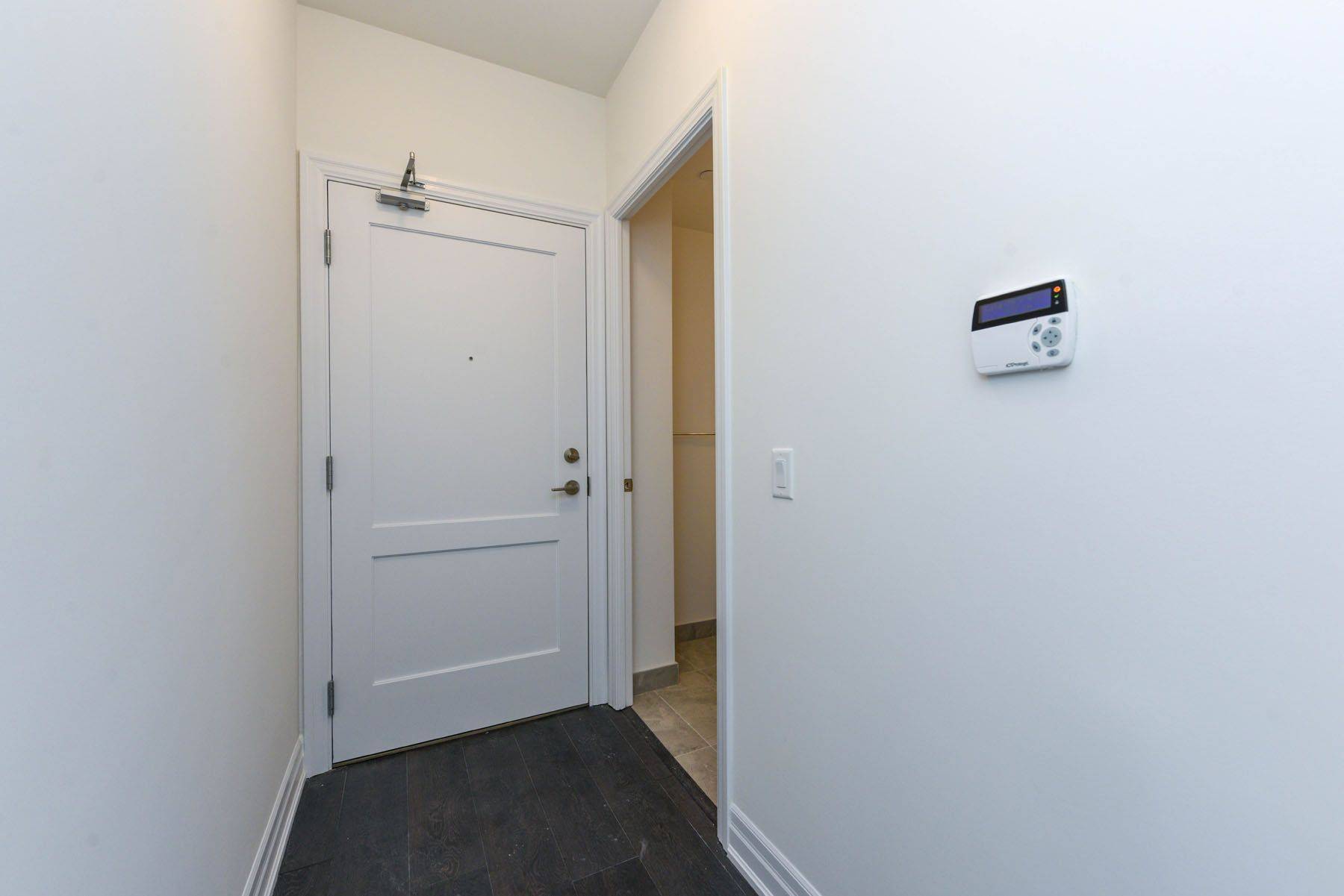 Mississauga, ON L5B 0N6,30 Elm DR W #3504
