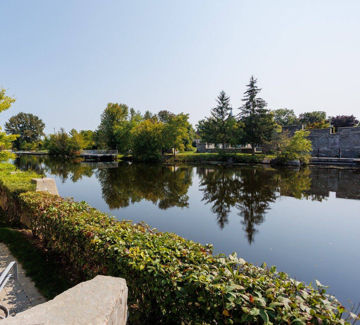 Kawartha Lakes, ON K9V 1C4,25 King ST #102
