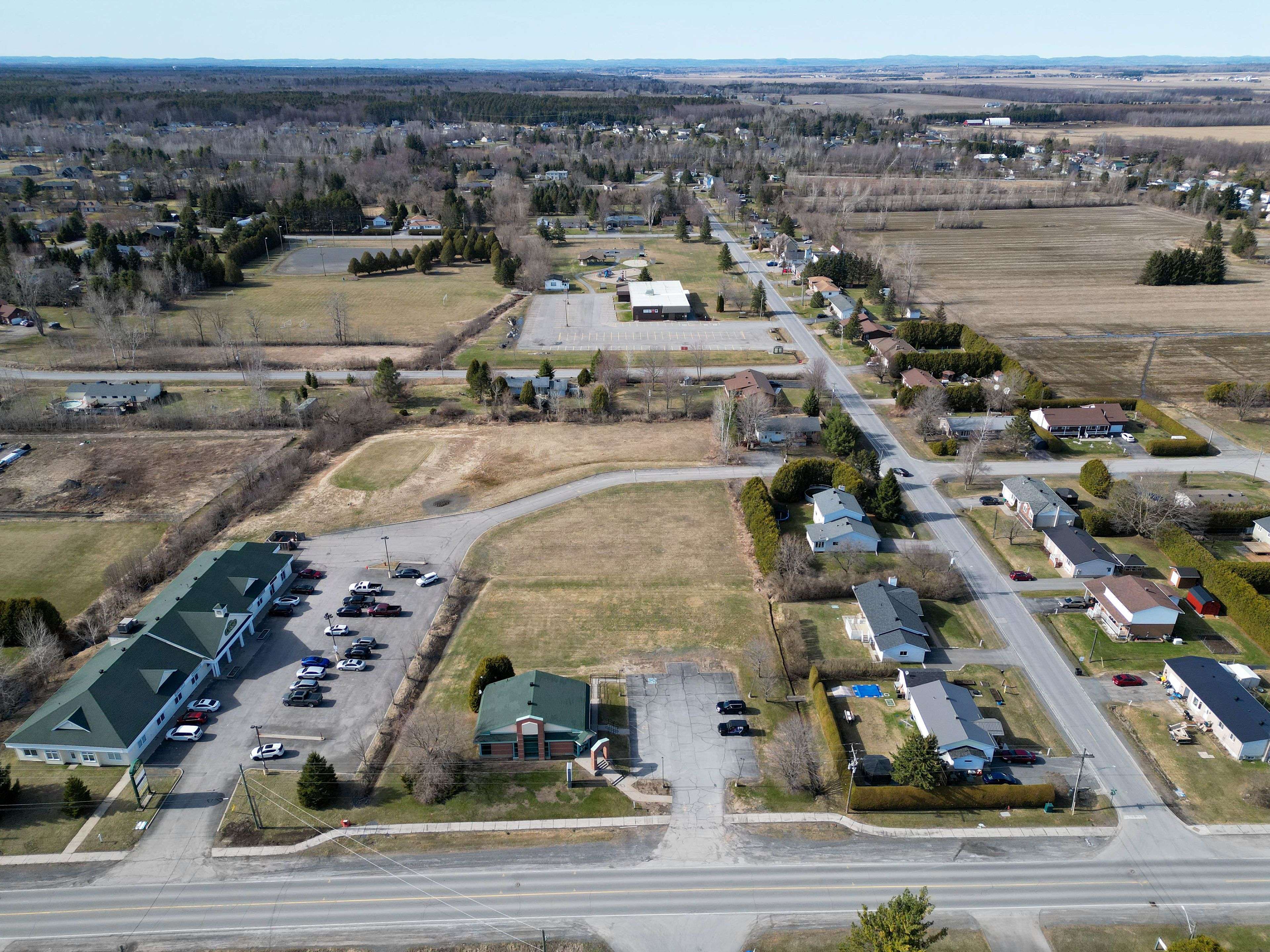 Clarence-rockland, ON K0A 1E0,2131 Laval ST