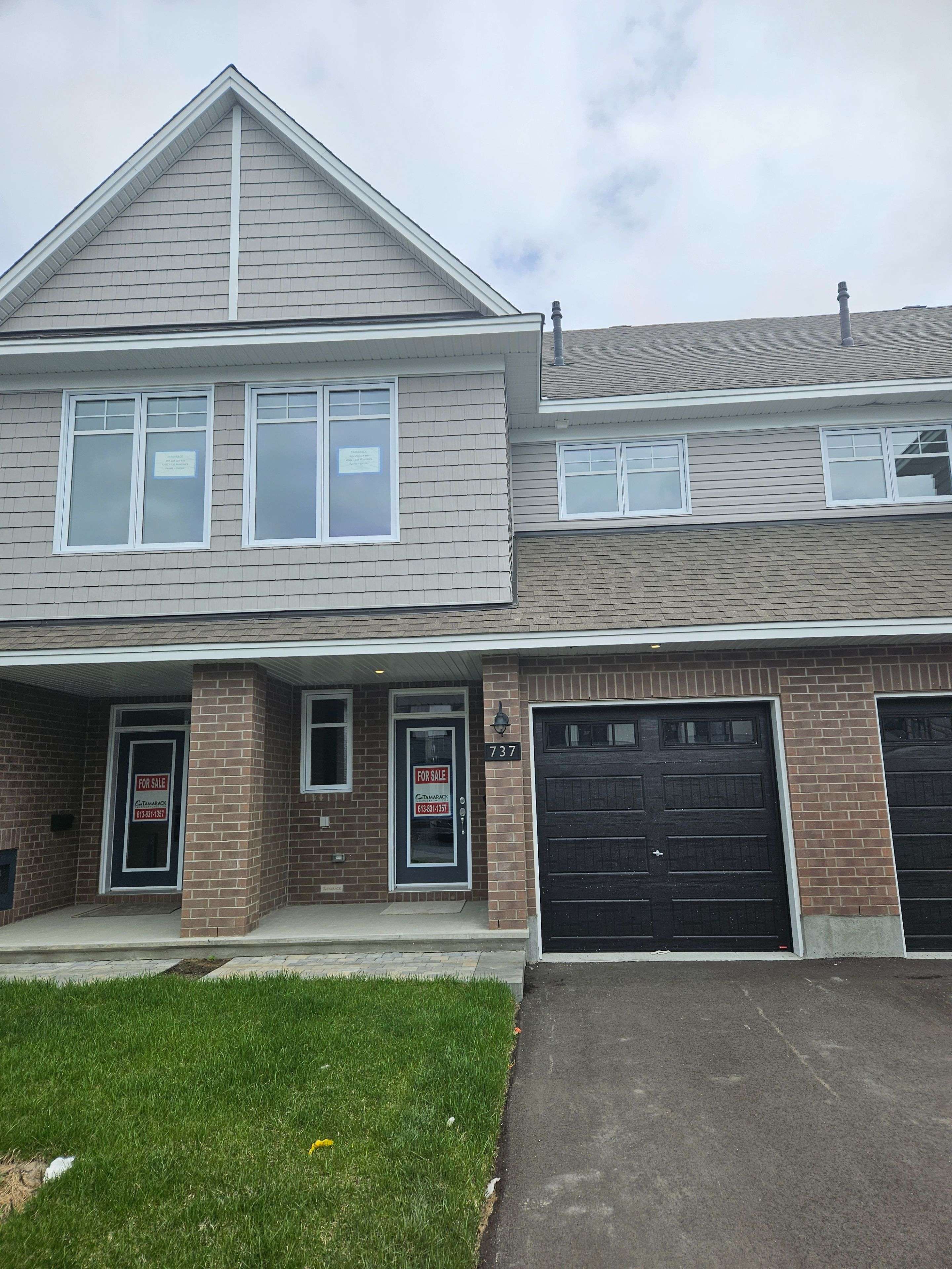 Stittsville - Munster - Richmond, ON K2S 2X1,737 MAVERICK CRES