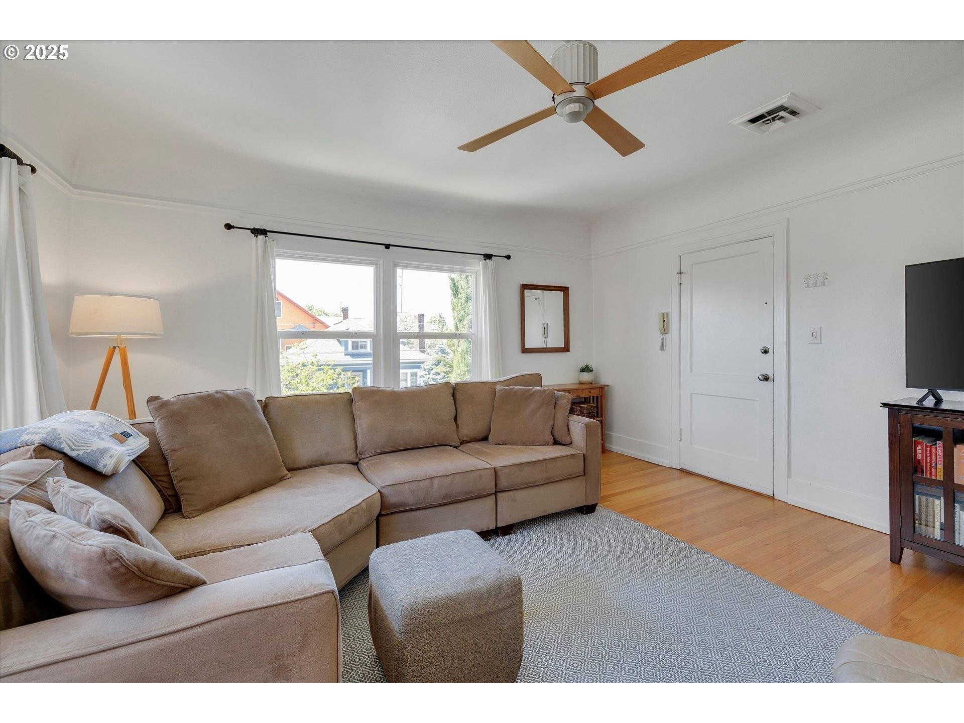Portland, OR 97232,1534 NE 26TH AVE #8