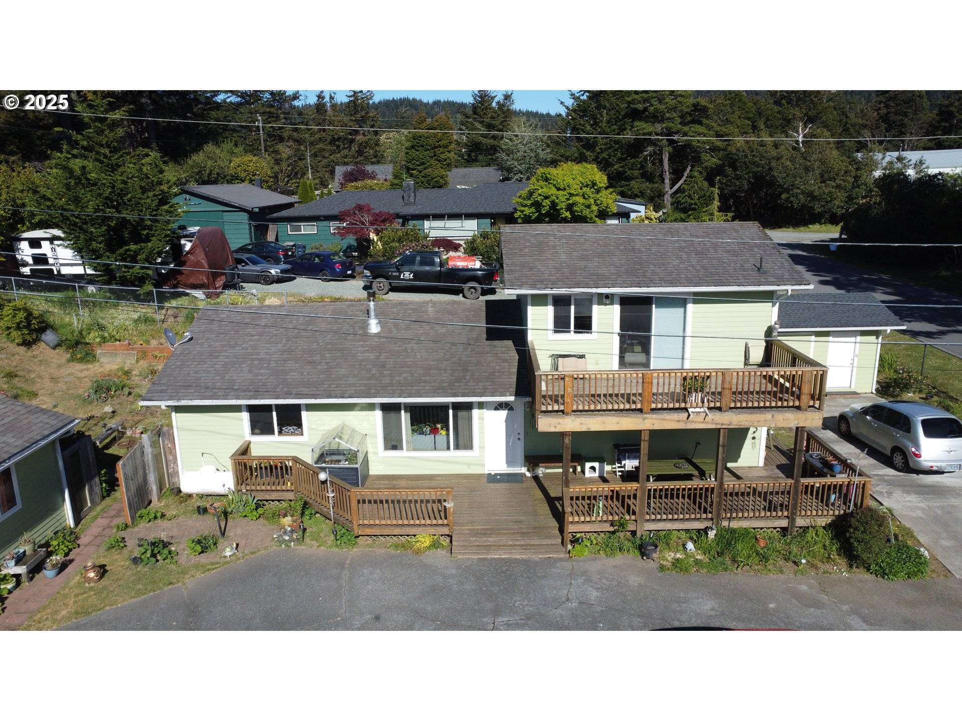 Port Orford, OR 97465,722 PINEHURST DR