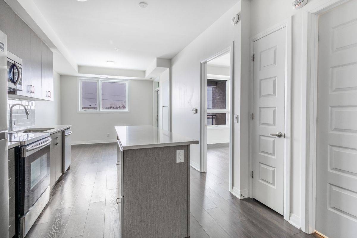 Milton, ON L9E 1K7,1105 Leger WAY #211
