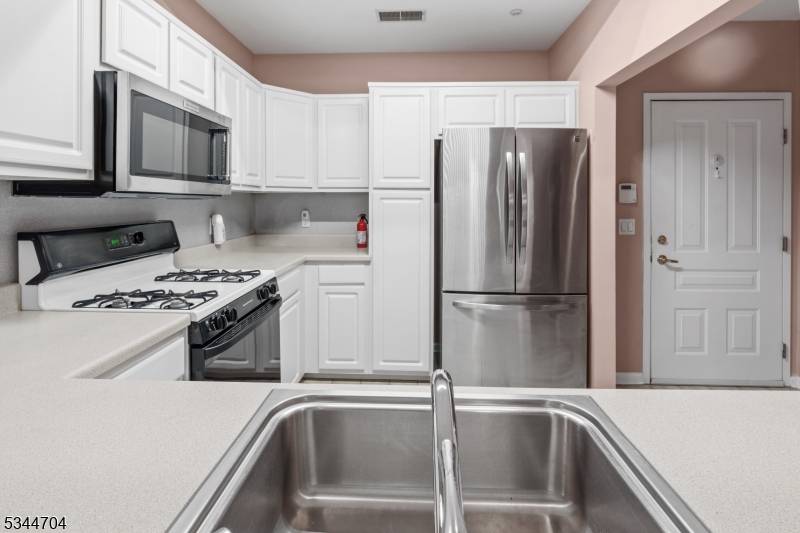 Rockaway Twp., NJ 07866,1101 Bush Cir #1101