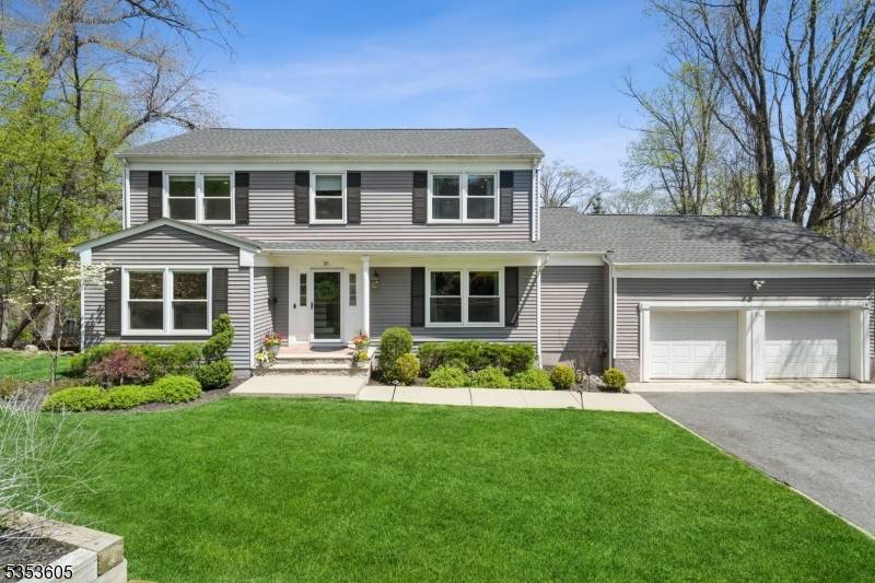 Verona Twp., NJ 07044,26 Fellswood Dr