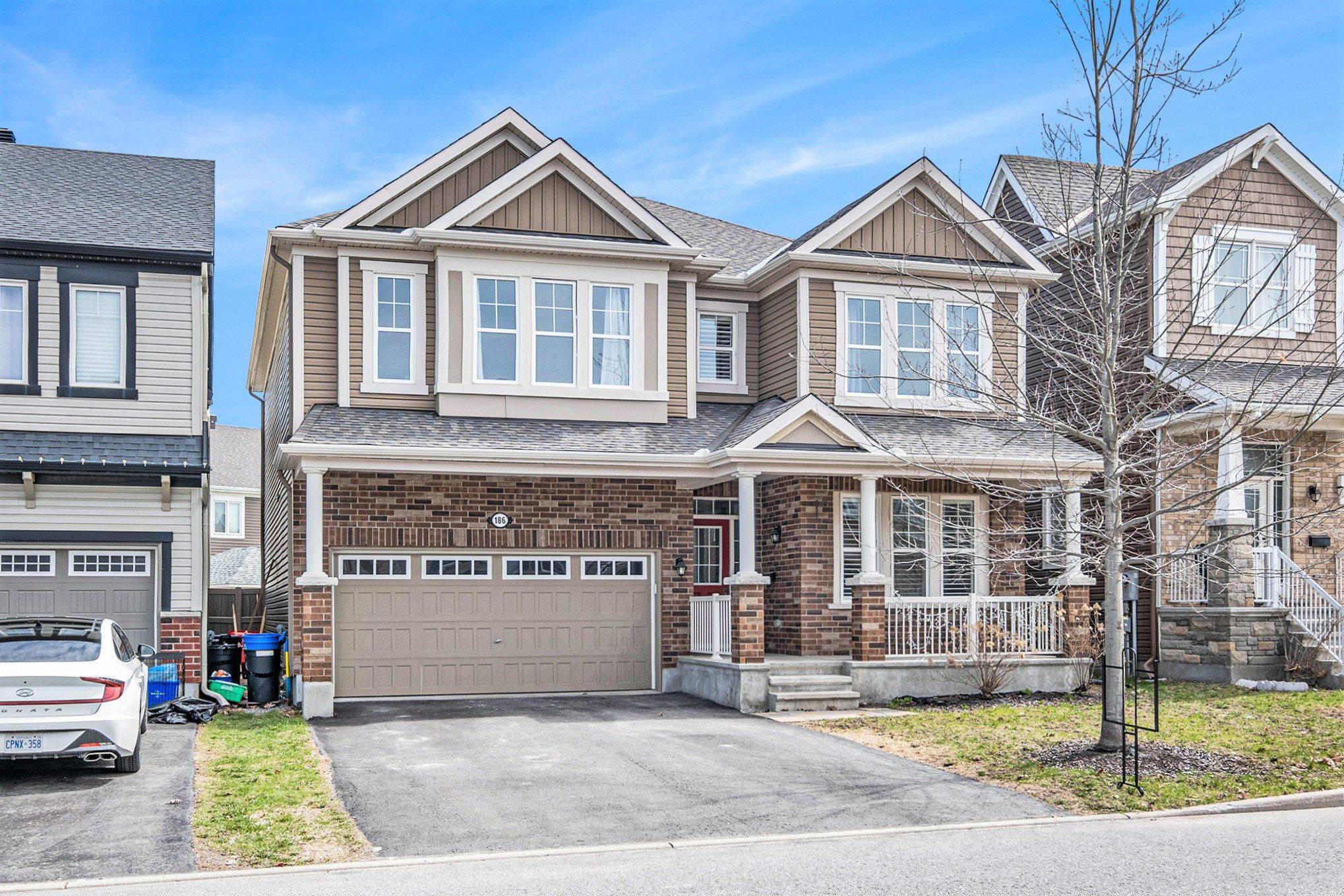 Barrhaven, ON K2J 6C3,186 Lamprey ST