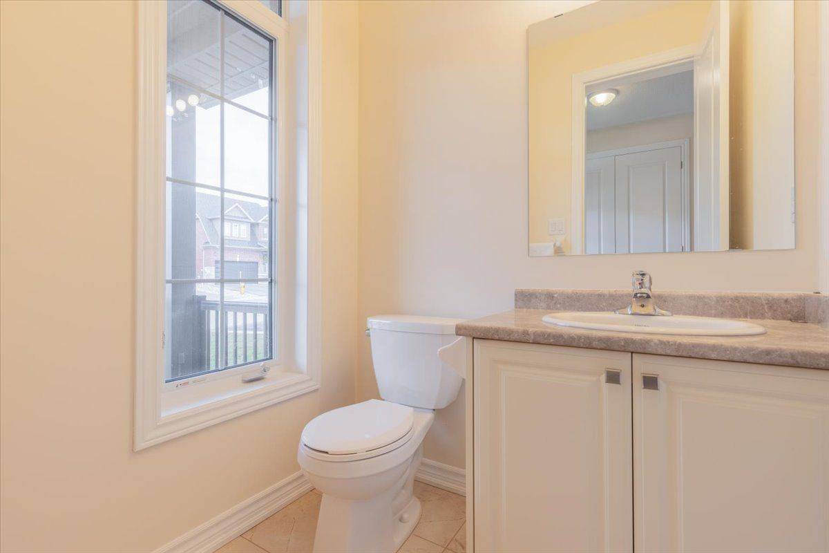 Springwater, ON L9X 2A4,82 Rugman CRES