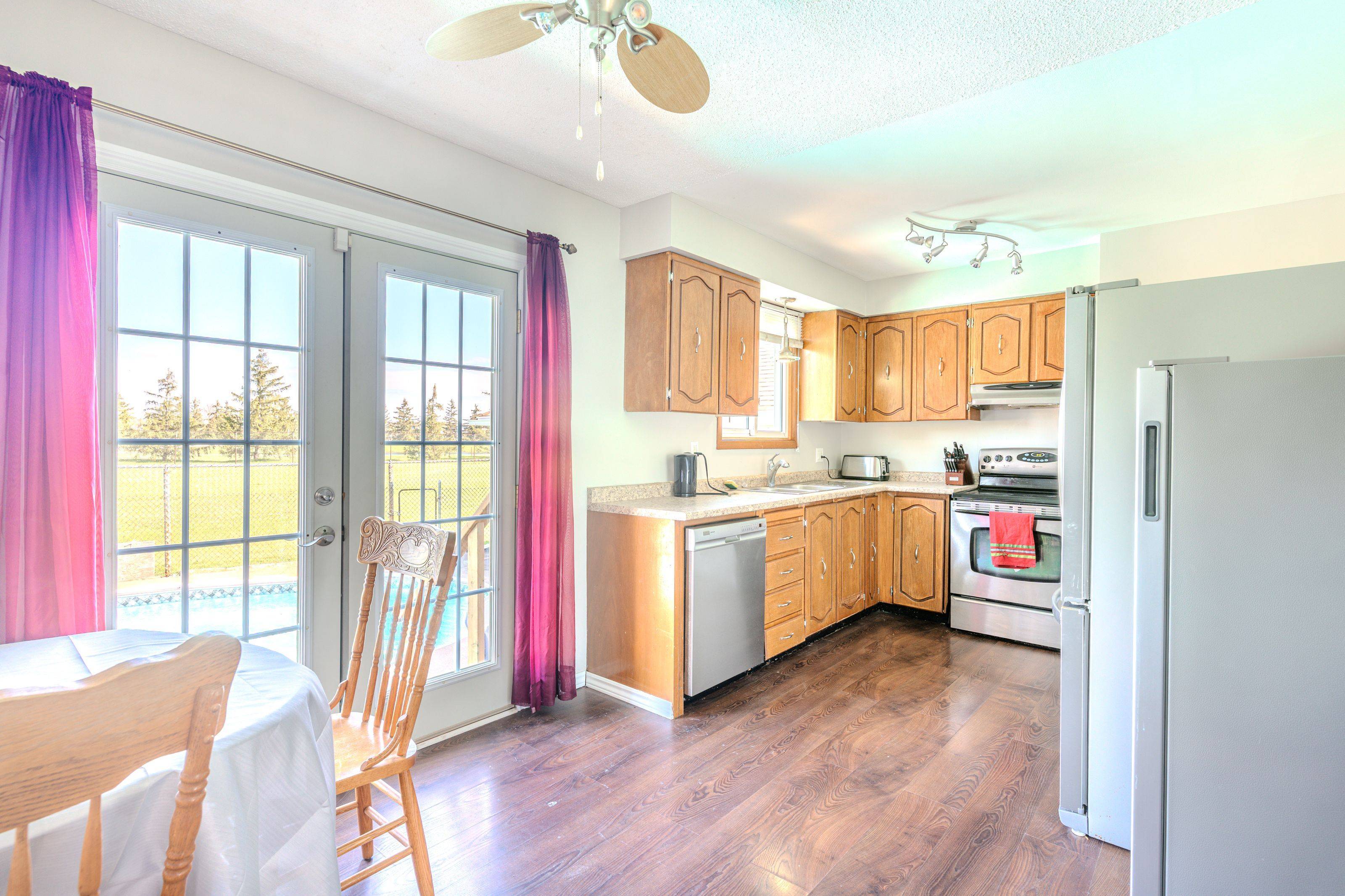 Welland, ON L3B 5V3,50 Chantal CT