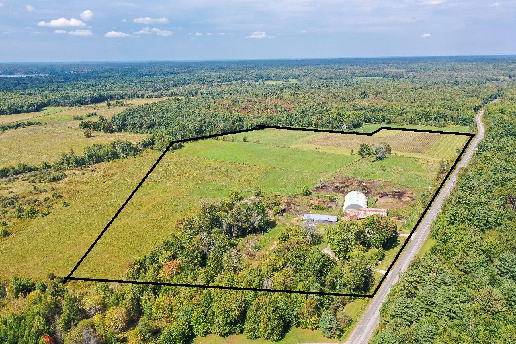 Gravenhurst, ON P0E 1N0,1227 Baseline RD