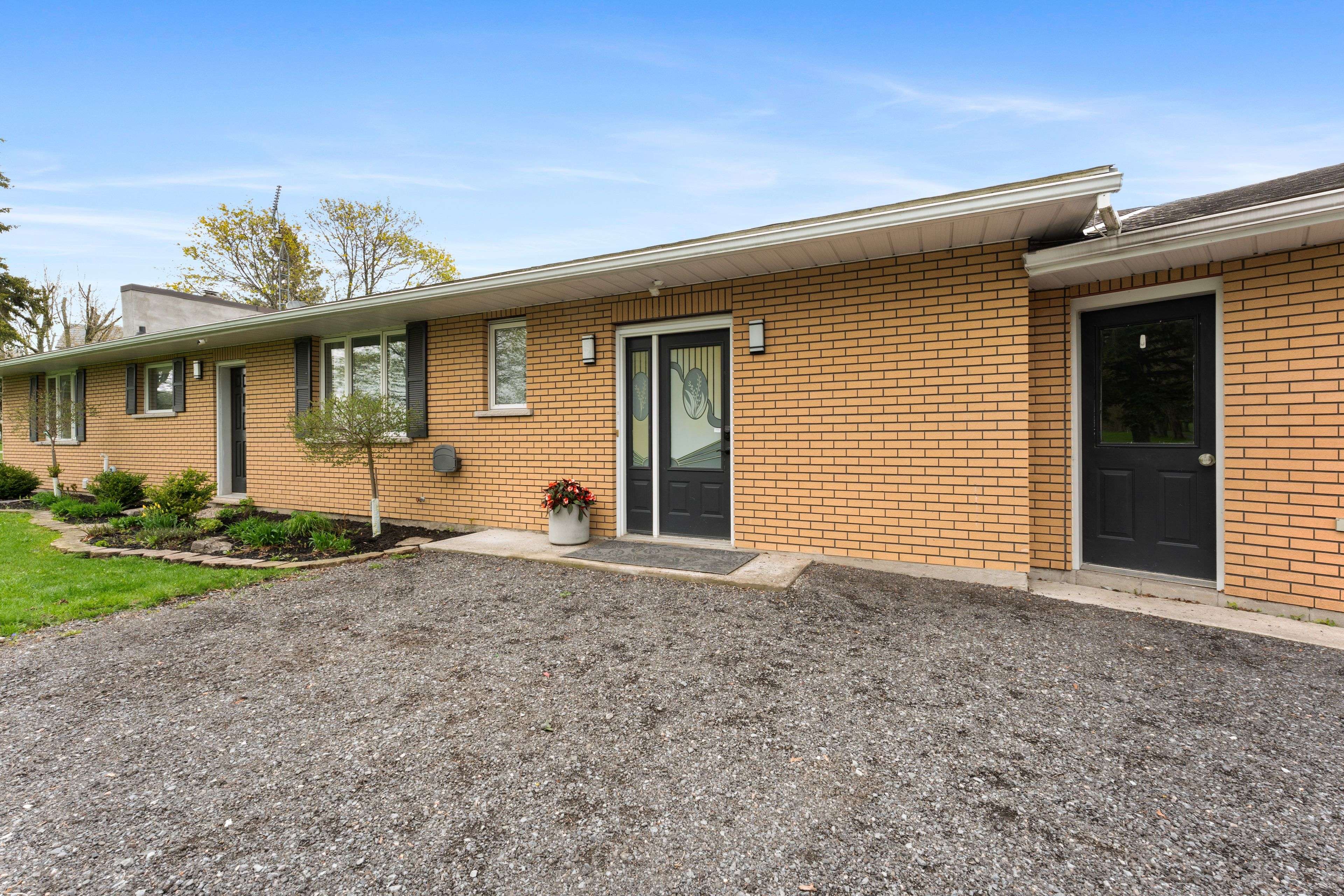 Kingston, ON K0H 1S0,25 Aragon RD